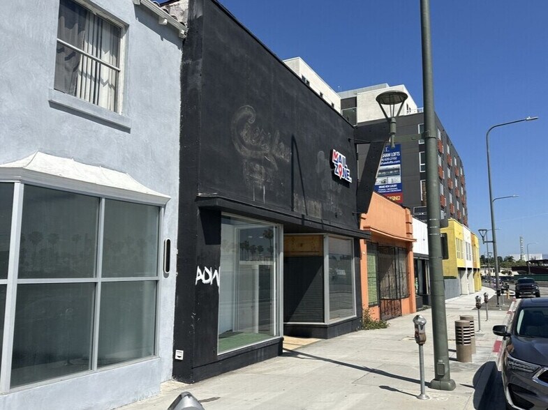 Primary Photo Of 4703 Crenshaw Blvd, Los Angeles Storefront For Sale