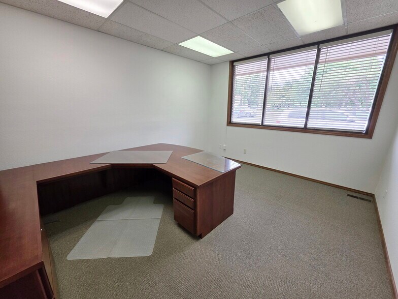 More Photos Of 100 N Fruitland St, Kennewick Office For Lease