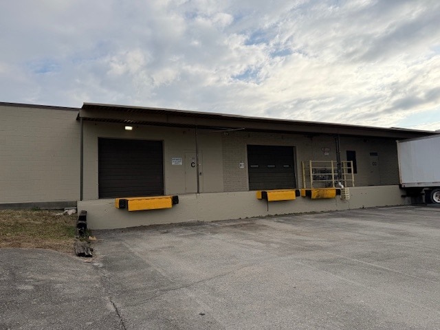 More Photos Of 3008 Industrial Pky W, Knoxville Industrial For Lease