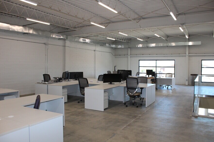 More Photos Of 117 W Main St, Coldwater Office For Lease