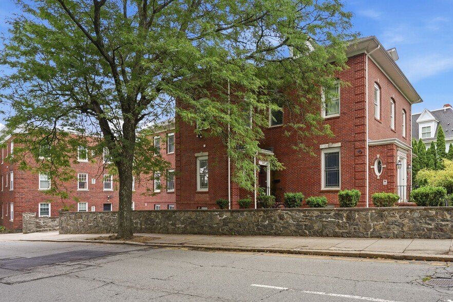 More Photos Of 299 Governor St, Providence Multifamily For Sale
