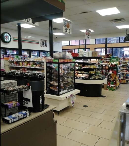 More Photos Of 1535 E 7th Ave, Tampa General Retail For Sale