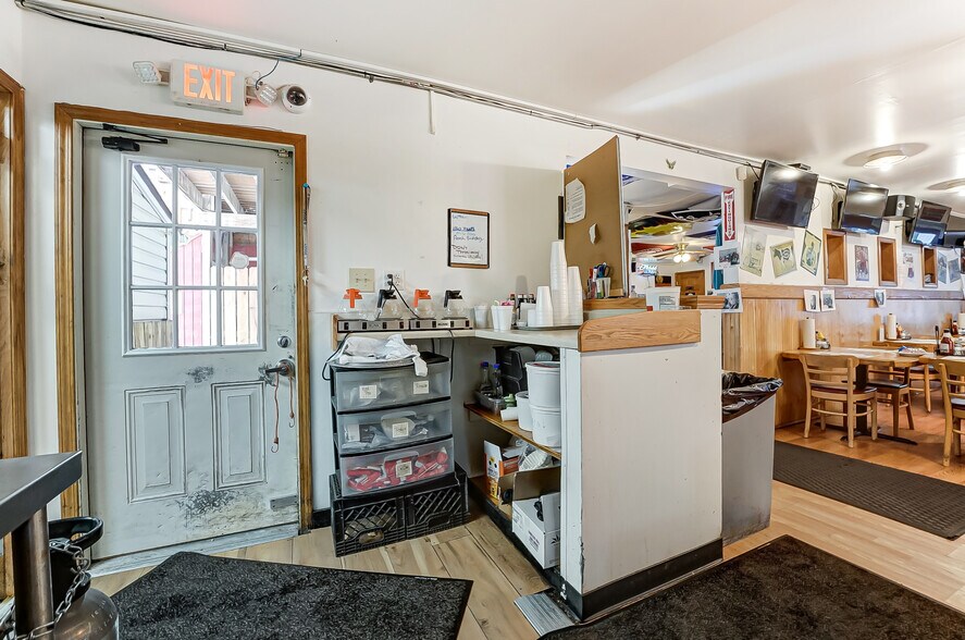 More Photos Of 13 W Main St, Spring Valley Restaurant For Sale