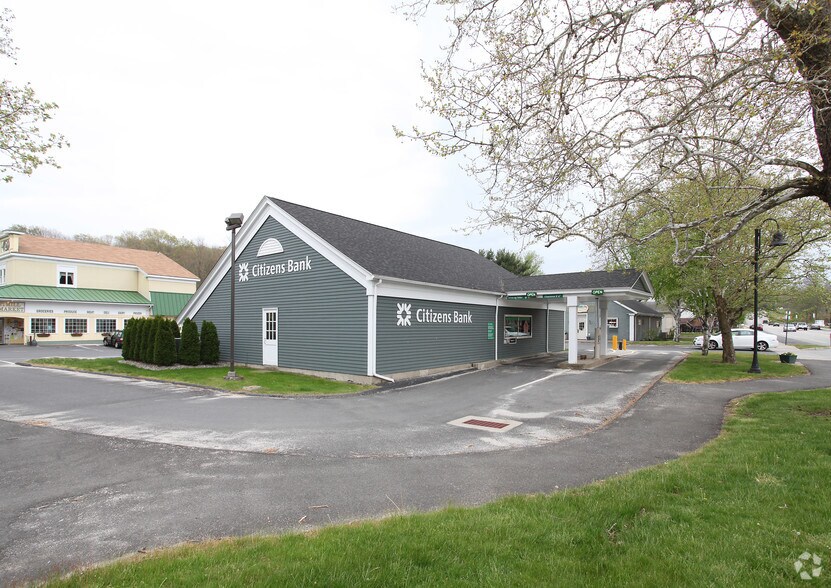 More Photos Of 6 Killingworth Rd, Higganum Bank For Lease