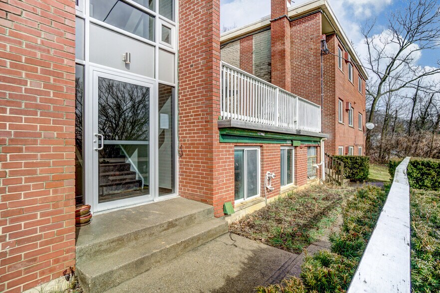 More Photos Of 1668 Glen Parker Ave, Cincinnati Multifamily For Sale