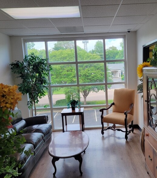 More Photos Of 8039 Stage Hills Blvd, Bartlett Medical For Sale