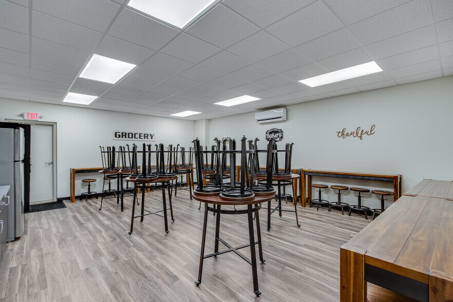 More Photos Of 3632 Southland Dr, Flowery Branch Medical For Lease