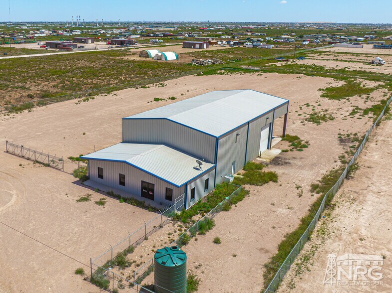 More Photos Of TBD Lot 4 W 42nd St, Odessa Warehouse For Lease