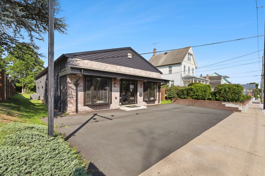 More Photos Of 187-189 N Main St, Milltown Medical For Sale