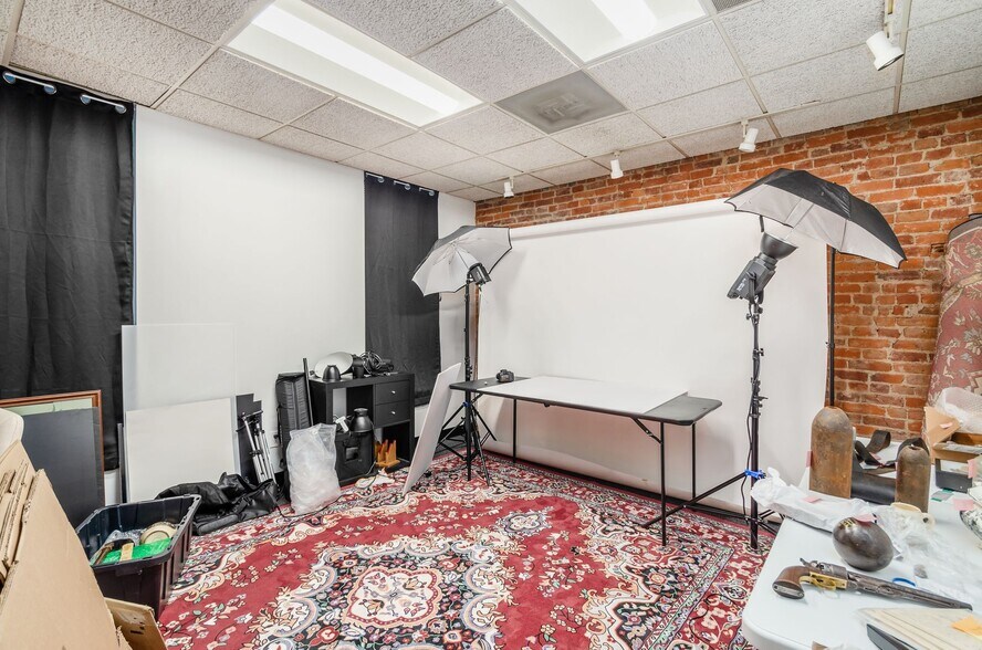 More Photos Of 503 S High St, Columbus Office For Lease