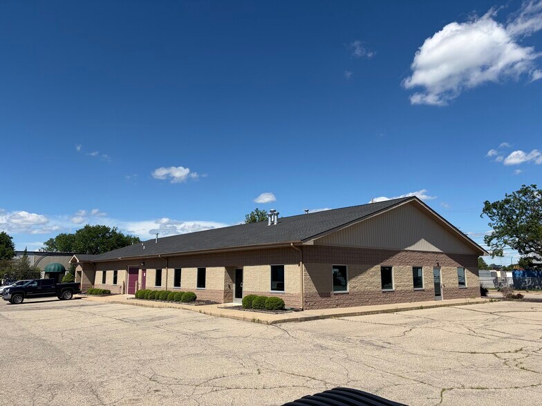 More Photos Of 4705 Clyde Park Ave SW, Grand Rapids Office For Sale
