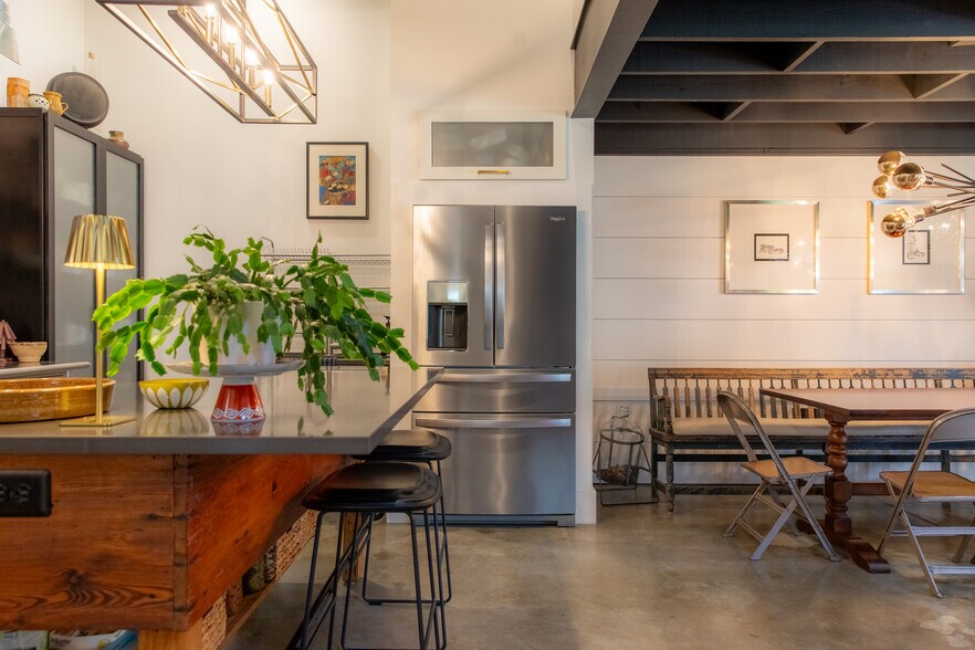 More Photos Of 12 Neil Rd, Beaufort Flex For Sale