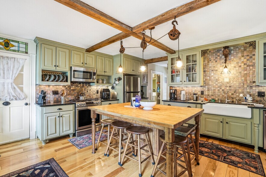 More Photos Of 1 Old Manchester Rd, Raymond Multifamily For Sale