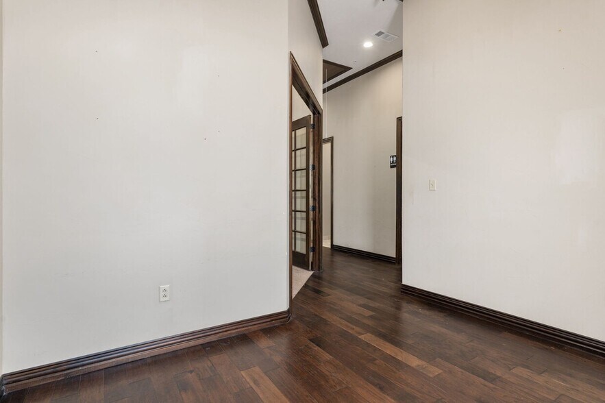 More Photos Of 9300 John Hickman Pky, Frisco Unknown For Lease