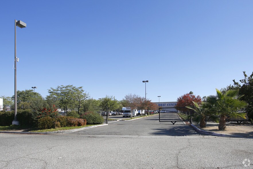 More Photos Of 681 E San Jacinto Ave, Perris Freestanding For Lease