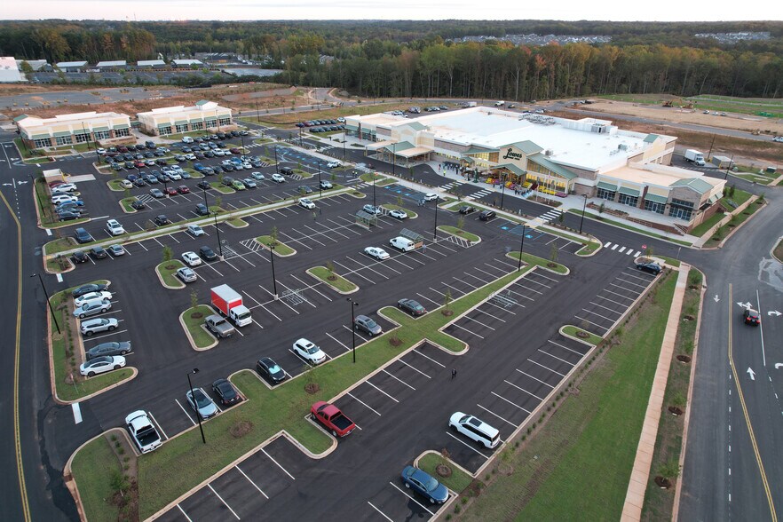 Primary Photo Of 8918 Charlotte Hwy, Indian Land General Retail For Lease