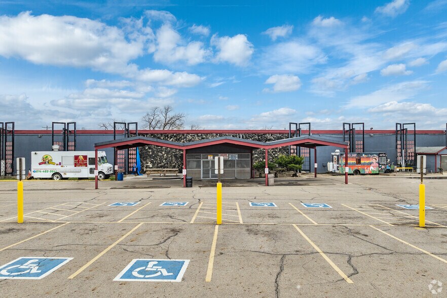 More Photos Of 4170 W Broad St, Columbus Storefront For Sale