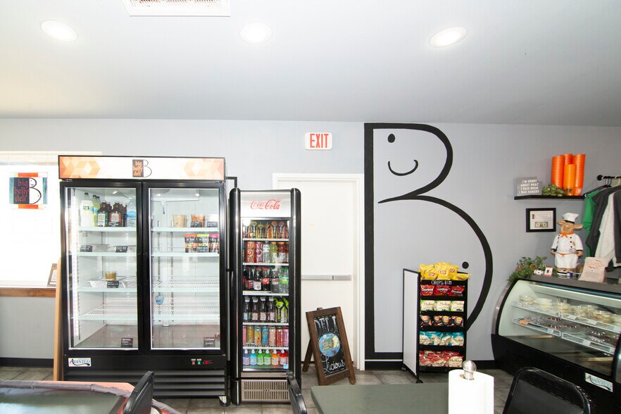 More Photos Of 407 W Main St, Marlow Restaurant For Sale