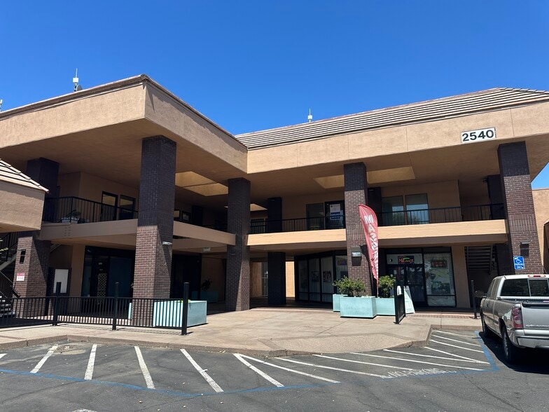 More Photos Of 2540 Esplanade, Chico Storefront For Lease
