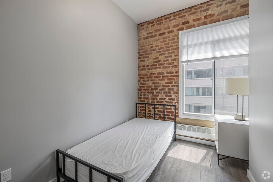 More Photos Of 392 11th St, Oakland Apartments For Sale