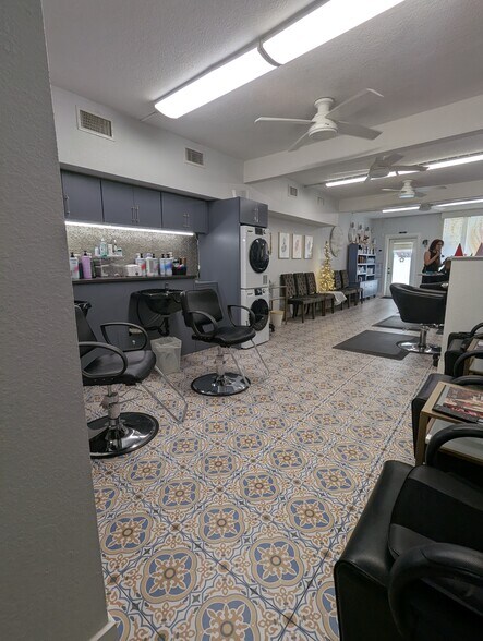 More Photos Of 3544 S Orange Ave, Orlando Unknown For Lease