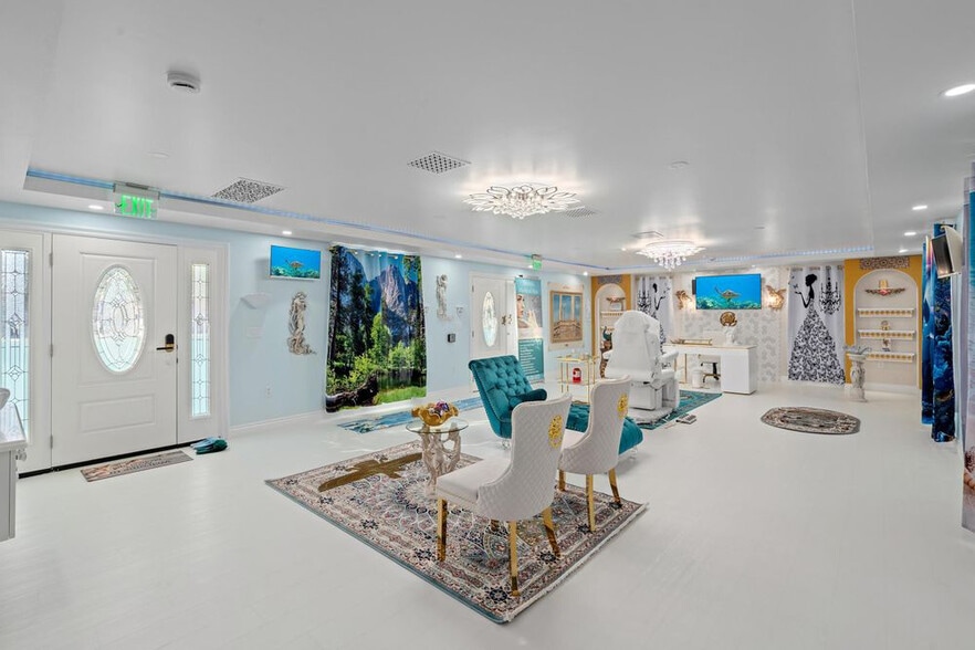 More Photos Of 5200 Lake Murray Blvd, La Mesa Medical For Lease