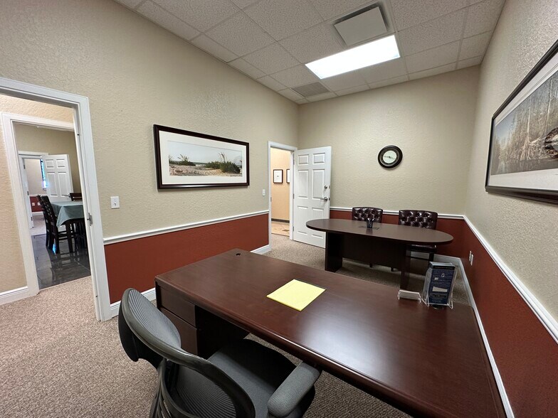 More Photos Of 1870 W Granada Blvd, Ormond Beach Office For Lease
