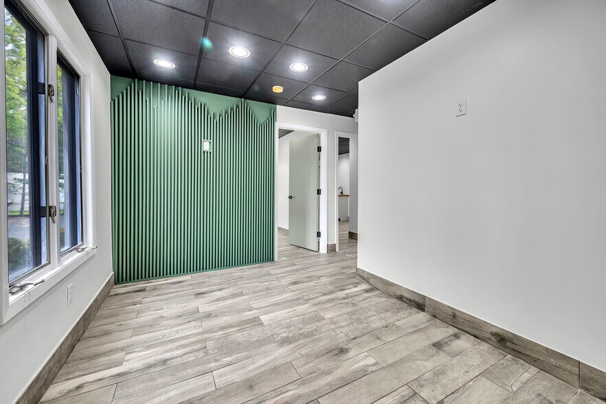 More Photos Of , East Brunswick Office For Sale