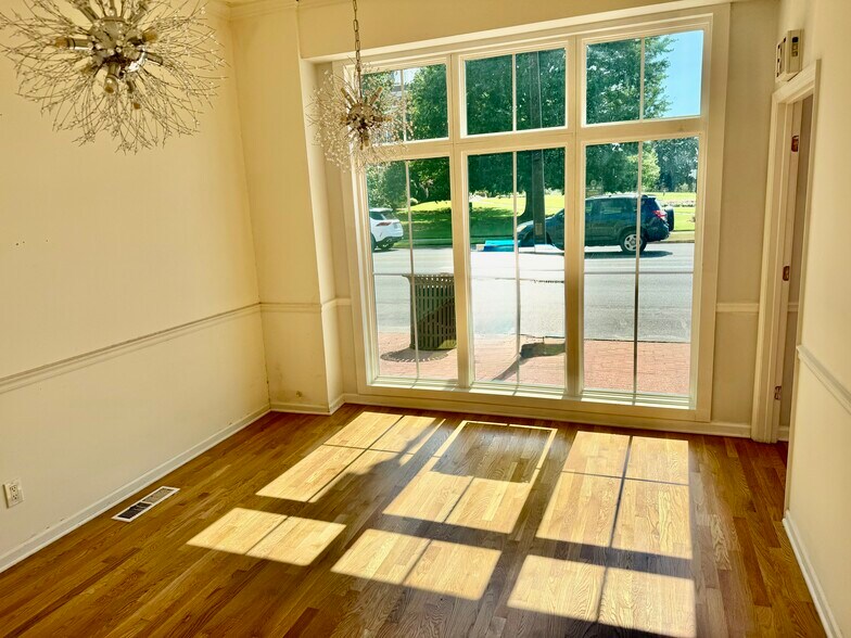 More Photos Of 105 S Jefferson Ave, Eatonton Office For Sale