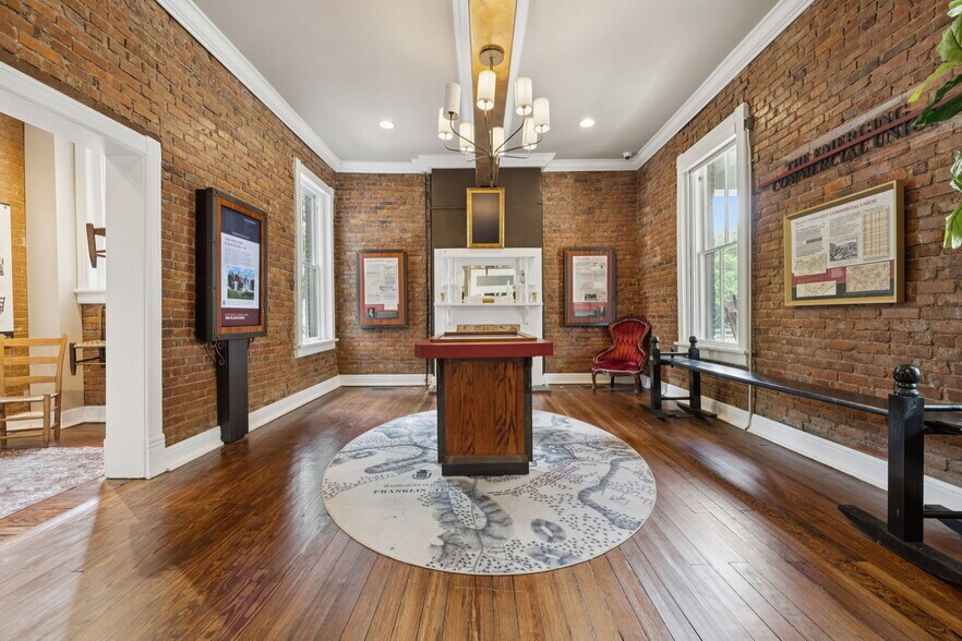 More Photos Of 108 Bridge St, Franklin Storefront For Sale