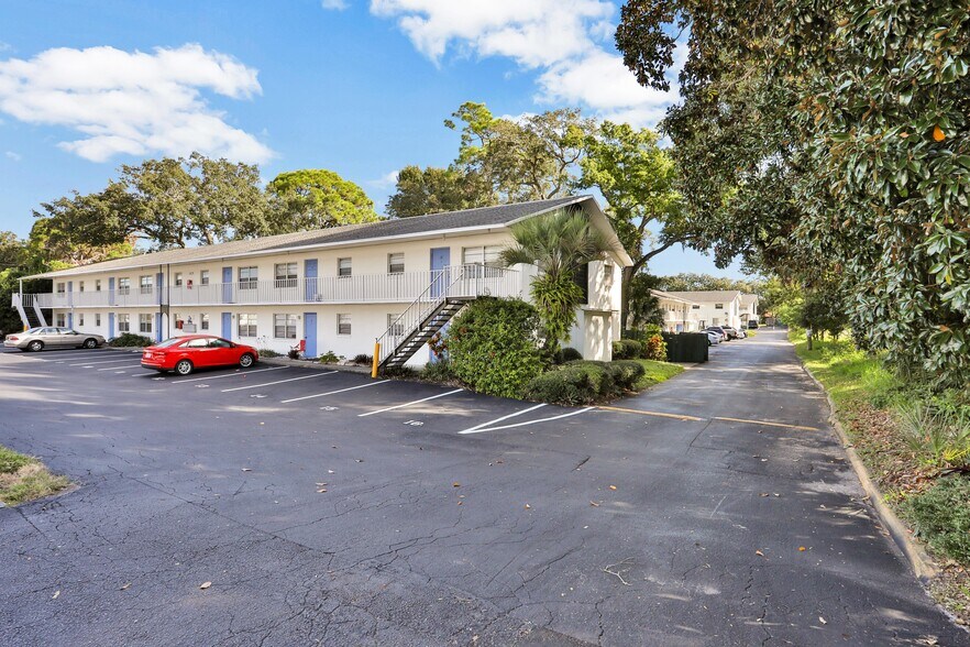 More Photos Of 1835 S Segrave St, South Daytona Apartments For Sale