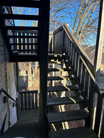 More Photos Of 373 Blatchley Ave, New Haven Apartments For Sale