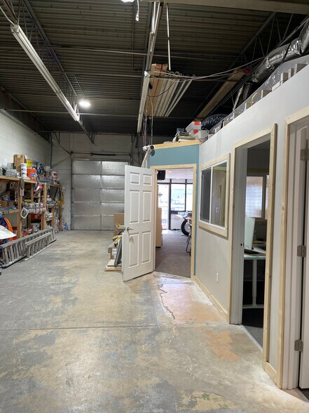 More Photos Of 2496 W 2nd Ave, Denver Warehouse For Lease