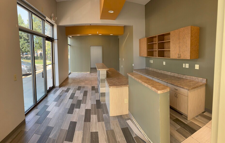 More Photos Of 4518-4522 Monona Dr, Madison General Retail For Lease