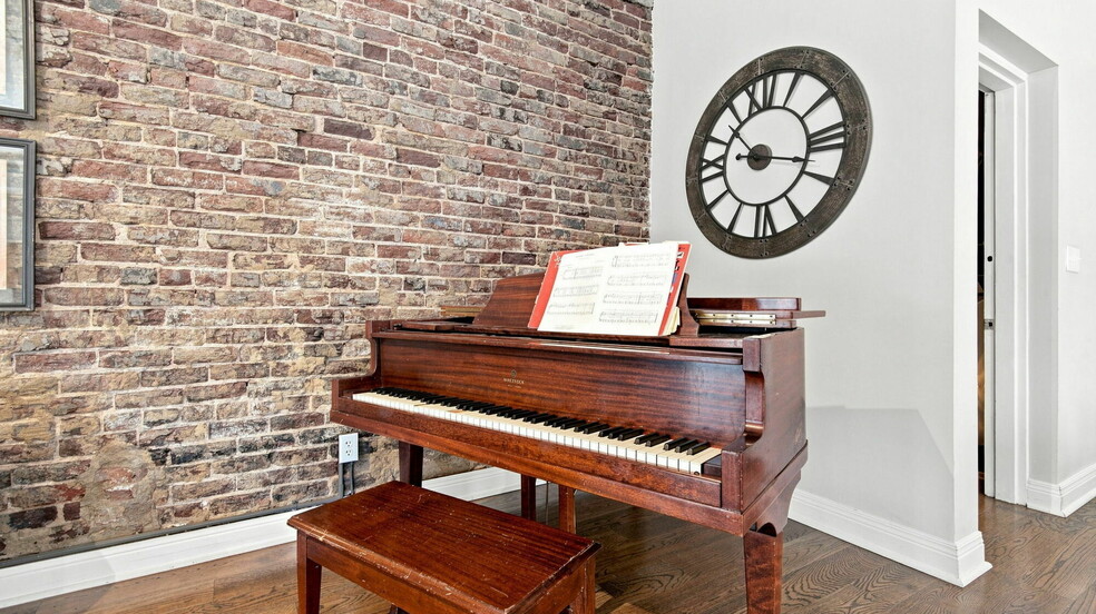 More Photos Of 304 S Gay St, Knoxville Office Residential For Sale