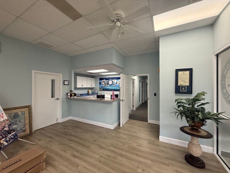 More Photos Of 897 E Venice Ave, Venice Medical For Lease
