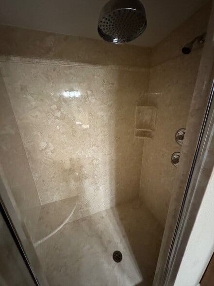 More Photos Of 2204 US-27, Lake Placid Flex For Sale