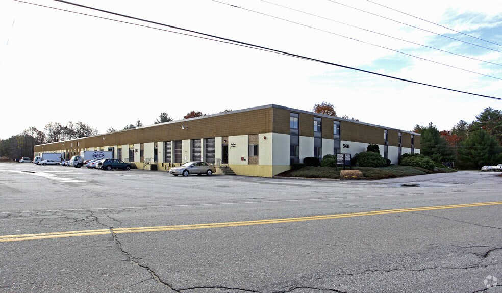More Photos Of 548 Donald St, Bedford Warehouse For Lease