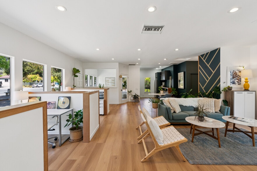 More Photos Of 3385 Mt Diablo Blvd, Lafayette Office For Lease