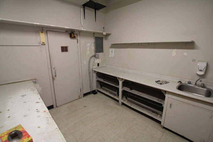 More Photos Of 58 Cedar St, Sudbury Storefront Retail Residential For Sale