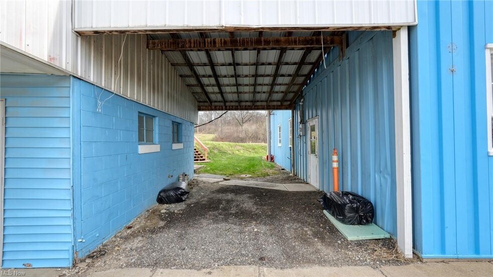 More Photos Of 11445 E Pike Rd, Cambridge Light Manufacturing For Lease