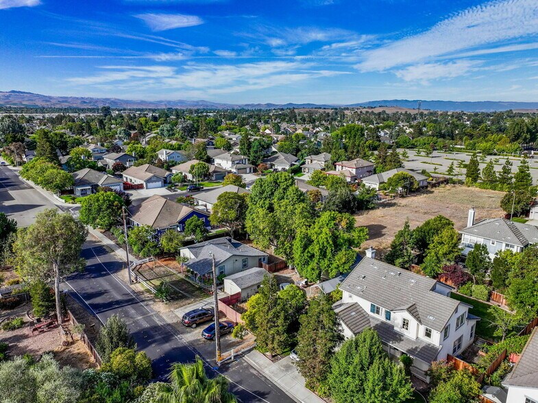 More Photos Of 1080 Central Ave, Livermore Land For Sale