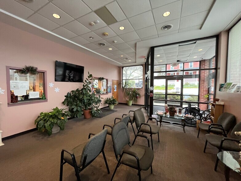 More Photos Of 225 Erdman St, Bangor Freestanding For Lease