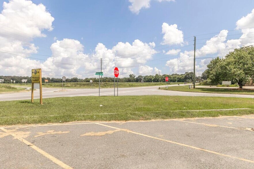 More Photos Of 3260 GA Highway 26 E, Montezuma Truck Stop For Sale