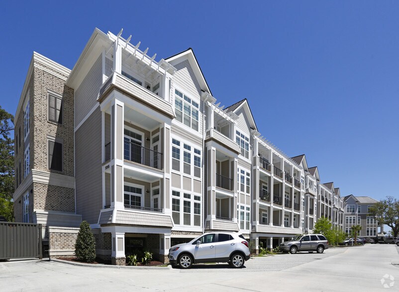 More Photos Of 7205-7215 Wrightsville Ave, Wilmington Apartments For Lease