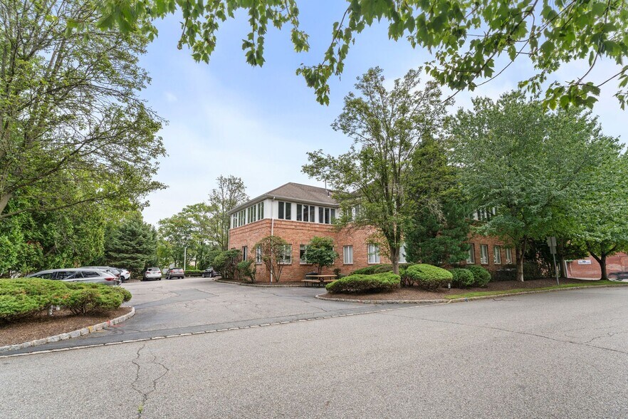 More Photos Of 96 E Main St, Little Falls Office For Lease