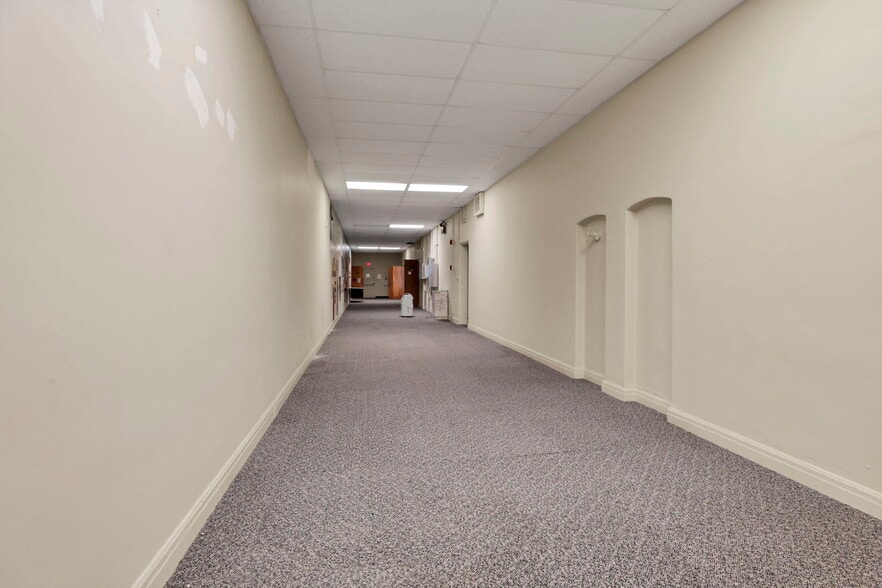 More Photos Of 300 E Auburn Ave, Springfield Office For Sale