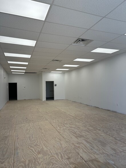 More Photos Of 441-445 Main St, Pittston Office For Lease