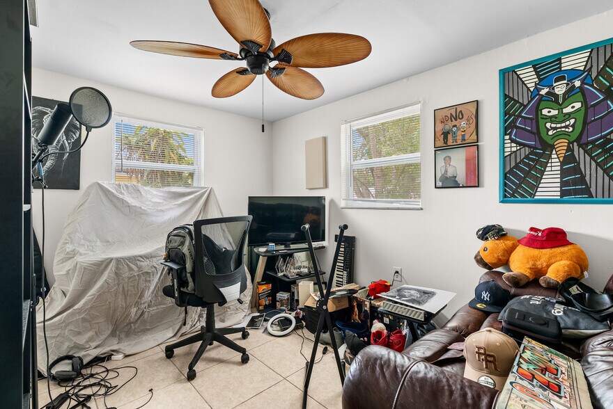 More Photos Of 8040 47th Ave N, Saint Petersburg Apartments For Sale