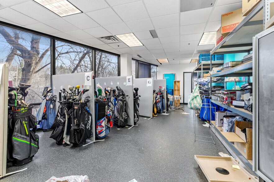 More Photos Of 7807 Creekridge Cir, Bloomington Office For Sale